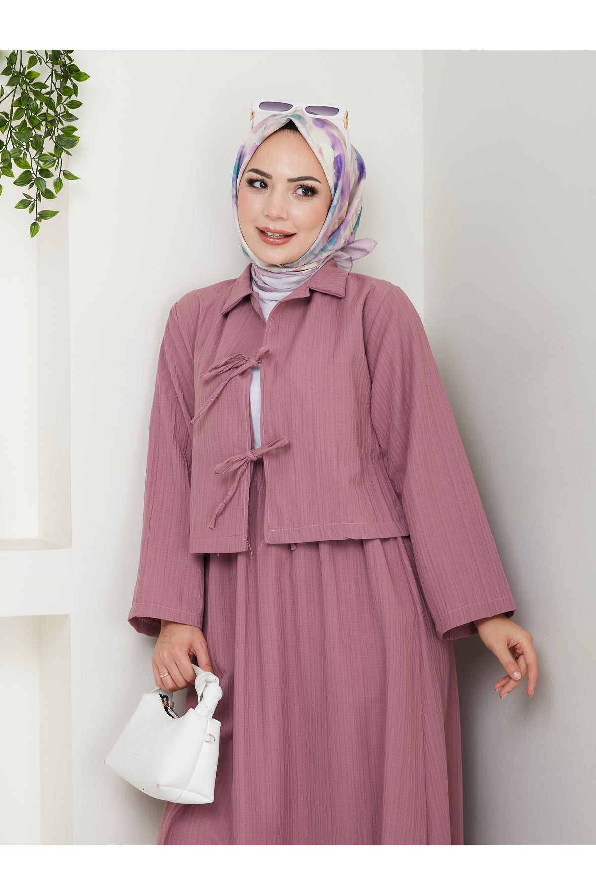 Kadın Tesettür Gofre Kumaş Pudra Pembe Crop Bağlamalı Şık Modern Etekli İkili Kimono Takım